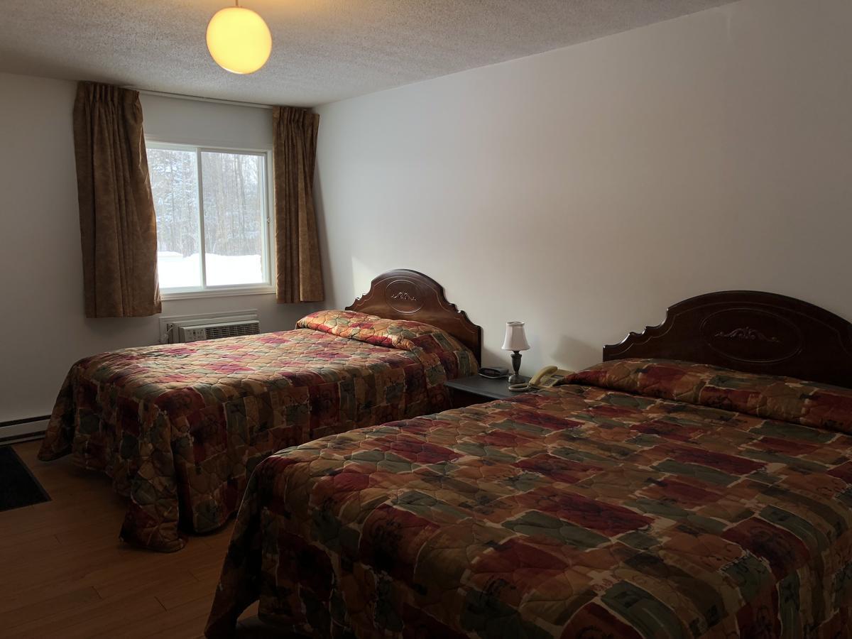 Motel Bryson Extérieur photo